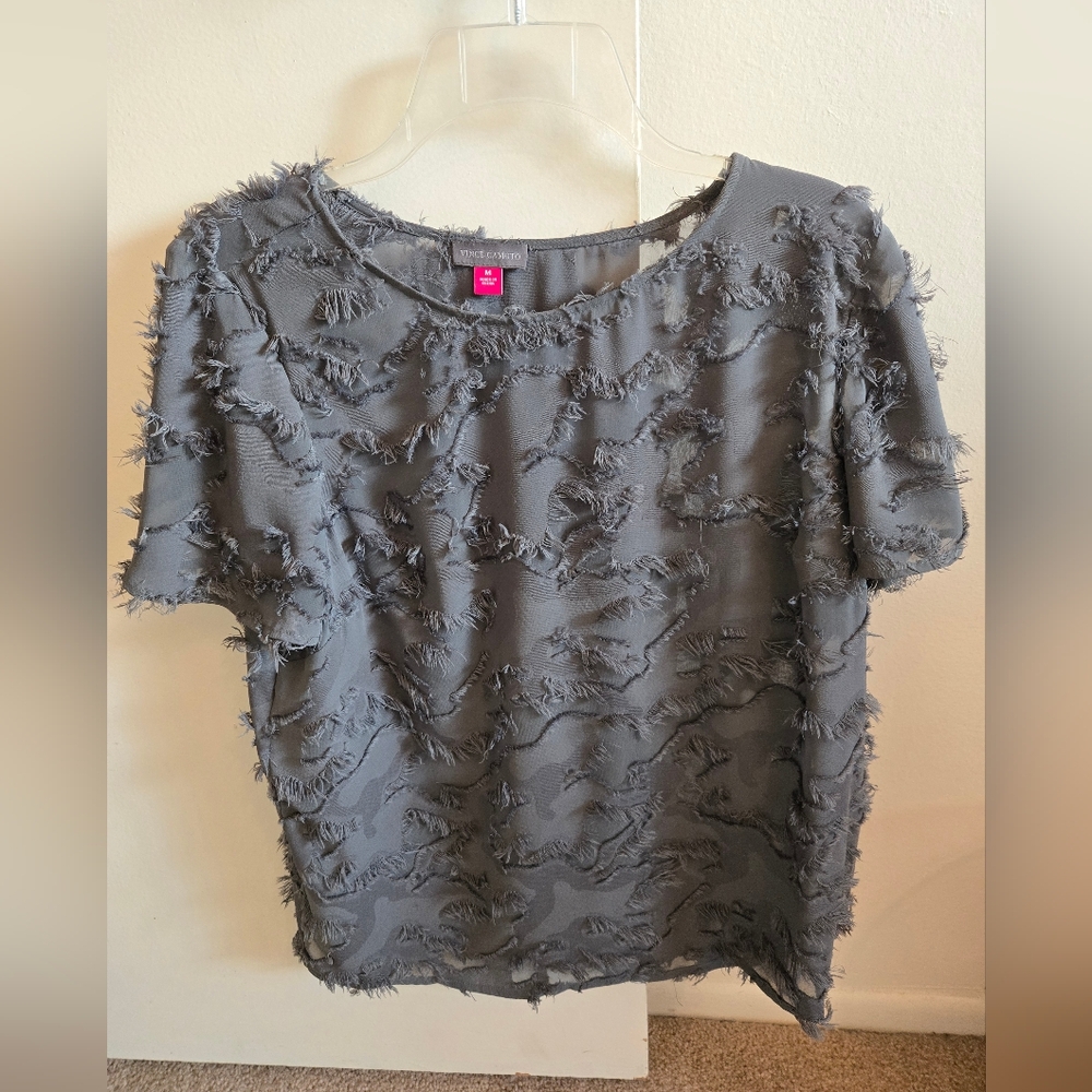 Vince Camuto khaki green Textured Short Sleeve